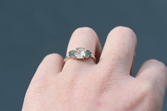 Raw Sapphire Ring, Rough Cut Sapphire, Natural Blue size 3 4 5 6 7 8 9 1… - Picture 4 of 5